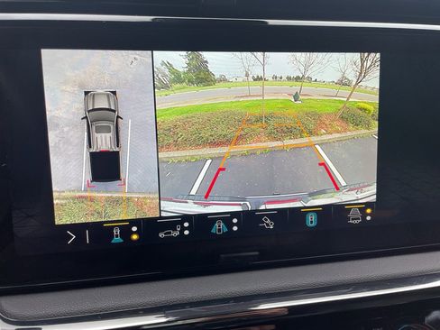 Used 2023 GMC Sierra 1500 AT4 w/ Technology Package image 26