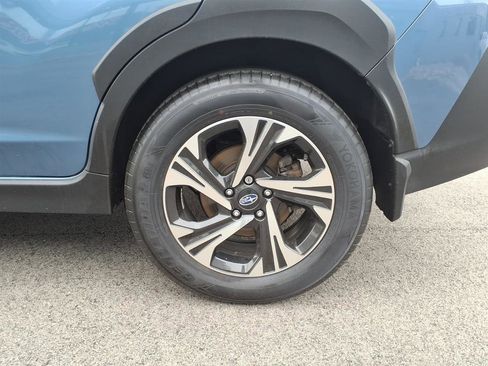 Used 2024 Subaru Crosstrek 2.0i Premium AWD/4WD image 5