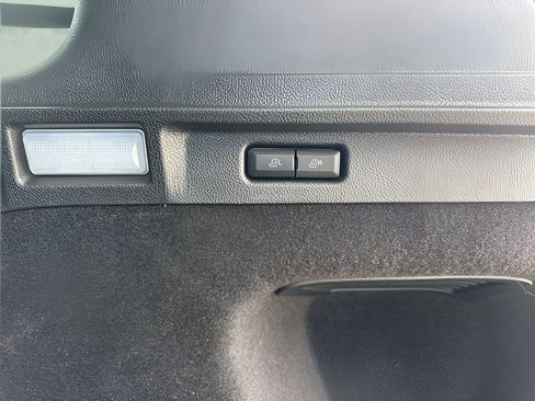 Used 2022 Lincoln Corsair AWD w/ Premium Package image 28