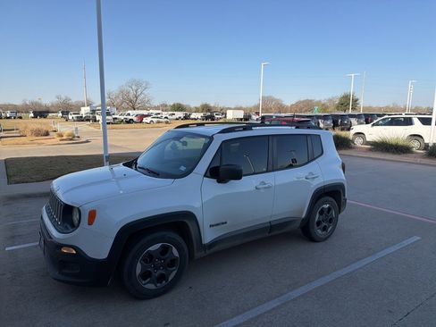 Used 2018 Jeep Renegade Sport w/ Power & Air Group image 5