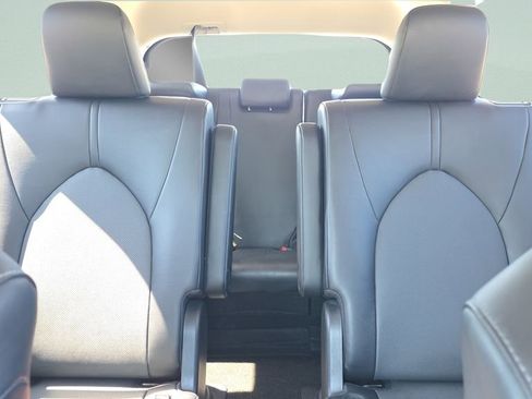 Certified 2024 Toyota Grand Highlander XLE FWD image 10