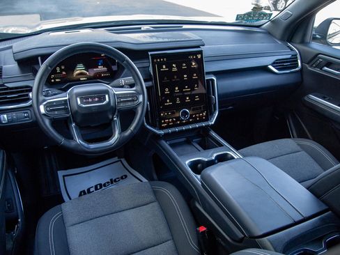 Used 2025 GMC Acadia Elevation FWD image 27