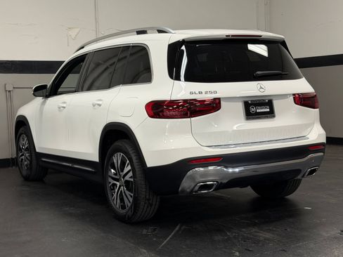 Used 2026 Mercedes-Benz GLB 250 image 10