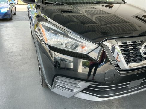 Used 2020 Nissan Kicks SV FWD image 27