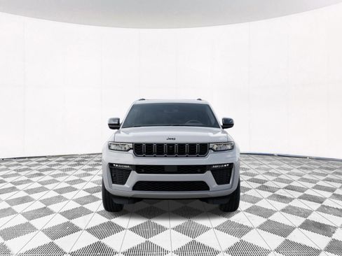 New 2026 Jeep Grand Cherokee Limited image 8