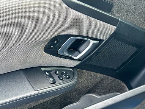 Used 2017 BMW i3 w/ Range Extender image 18