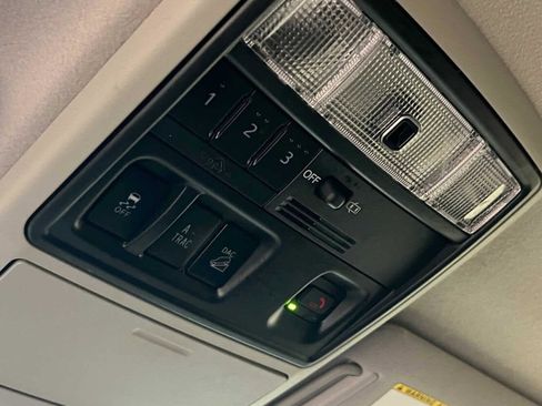 Used 2021 Toyota 4Runner SR5 Premium image 26