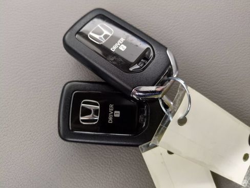 Used 2018 Honda Accord Touring image 29