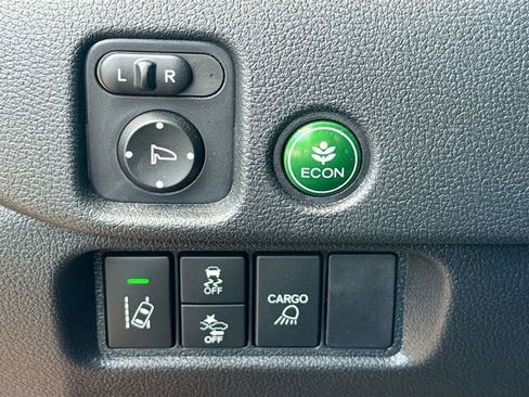 Used 2024 Honda Ridgeline RTL image 11