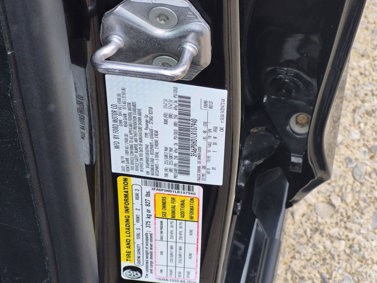 Used 2020 Ford Fusion SE FWD image 41