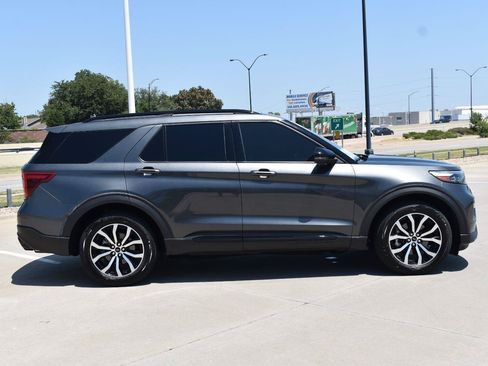 Used 2020 Ford Explorer ST w/ Premium Technology Package AWD/4WD image 2