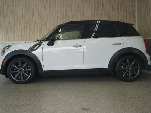 Used 2014 MINI Cooper Countryman S FWD image 5