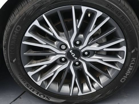 Used 2022 Kia Forte GT-Line w/ GT-Line Technology Package FWD image 40