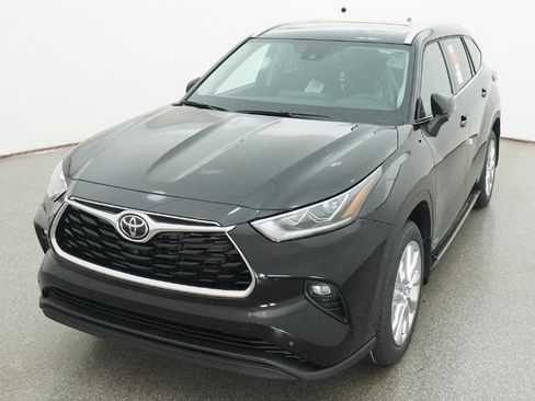 New 2026 Toyota Highlander Limited AWD/4WD image 15