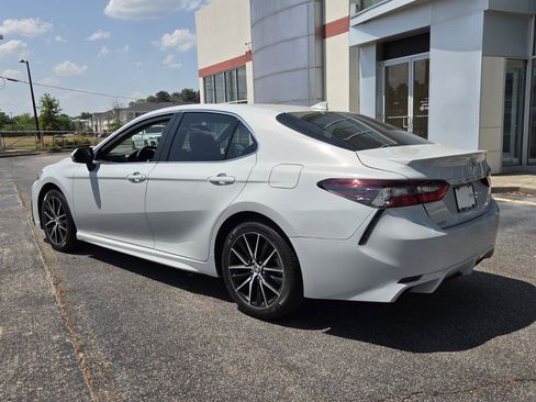 Certified 2024 Toyota Camry SE FWD image 7