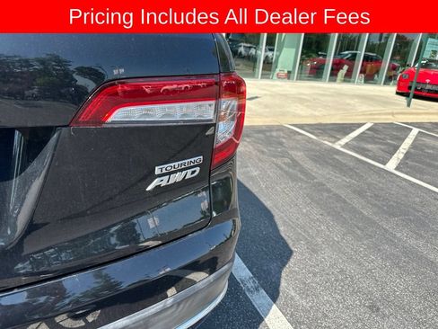Used 2021 Honda Pilot Touring image 6