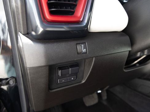 Used 2024 GMC Canyon AT4X AWD/4WD image 18