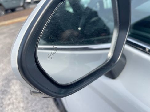 Used 2023 Toyota Camry XSE image 40