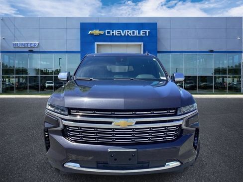Used 2023 Chevrolet Suburban Premier AWD/4WD image 4