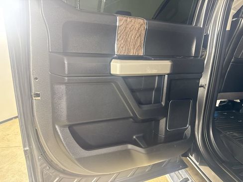 Used 2019 Ford F350 Lariat w/ Lariat Ultimate Package AWD/4WD image 23