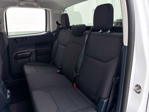 Used 2025 Ford Maverick XL w/ Equipment Group 102A image 28