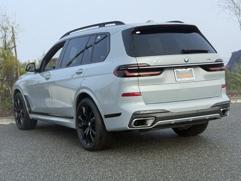 Used 2024 BMW X7 xDrive40i w/ M Sport Package image 8