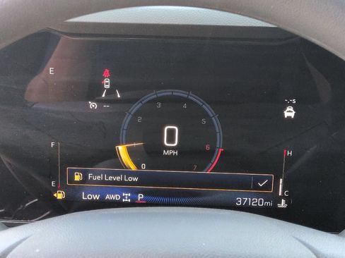 Used 2025 Chevrolet TrailBlazer LT AWD/4WD image 8