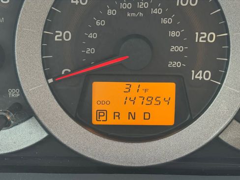 Used 2012 Toyota RAV4 4WD image 19