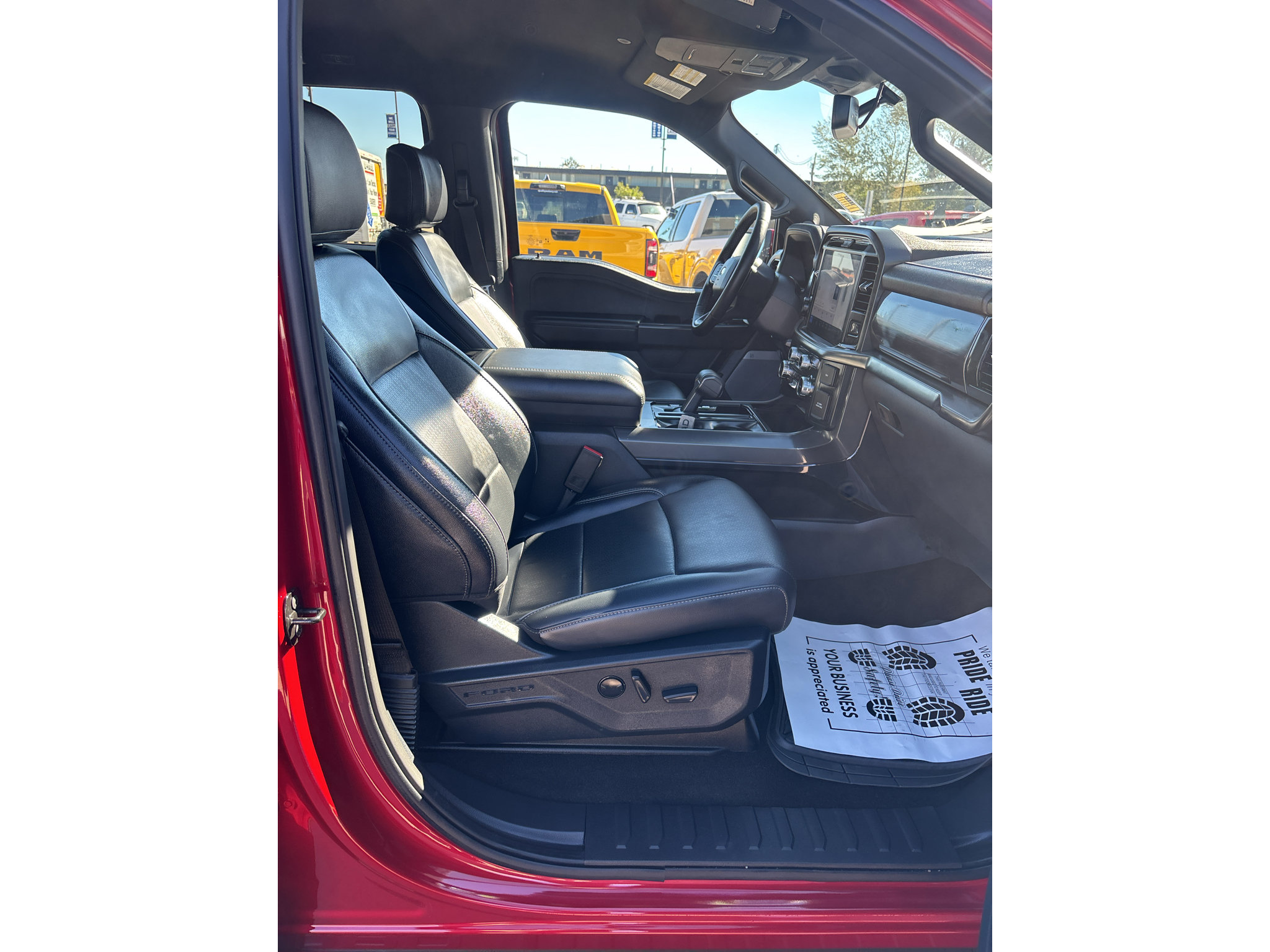 Used 2025 Ford F150 Lariat w/ Bed Utility Package AWD/4WD image 17