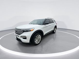 Used 2024 Ford Explorer Limited w/ Limited Technology Package video 4