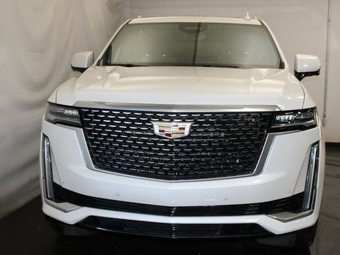 Certified 2023 Cadillac Escalade Premium Luxury image 3