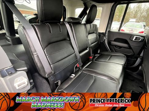 Used 2023 Jeep Wrangler Sahara w/ Cold Weather Group image 20