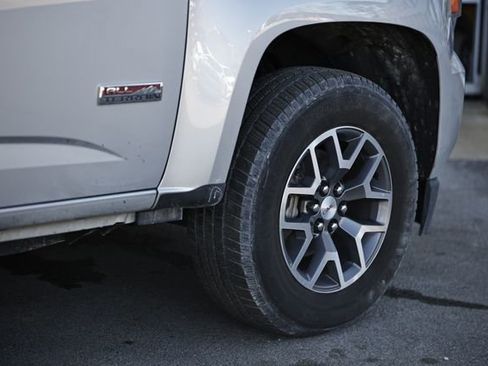 Used 2018 GMC Canyon All Terrain w/ Trailering Package image 5