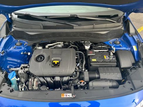 Used 2023 Kia Seltos EX image 23