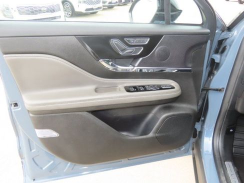 Used 2024 Lincoln Corsair FWD w/ Equipment Group 101A image 23