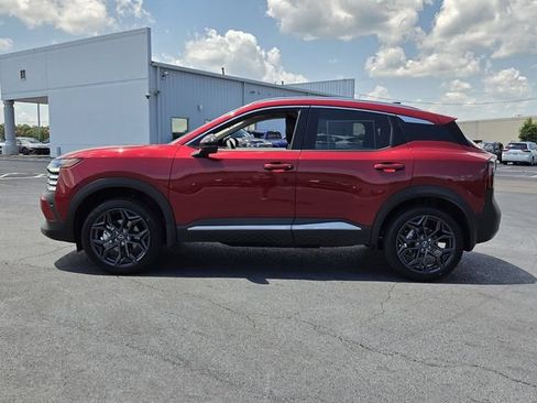 New 2026 Nissan Kicks SR AWD/4WD image 2