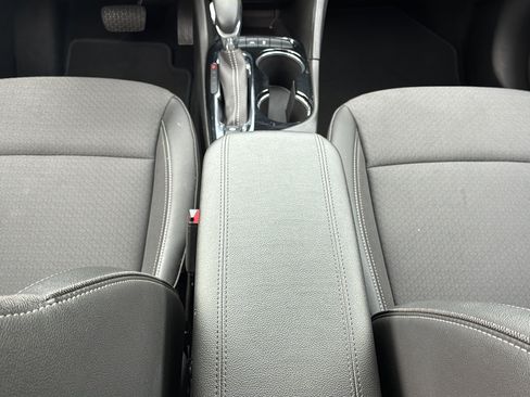 Used 2025 Buick Encore GX Preferred FWD image 22
