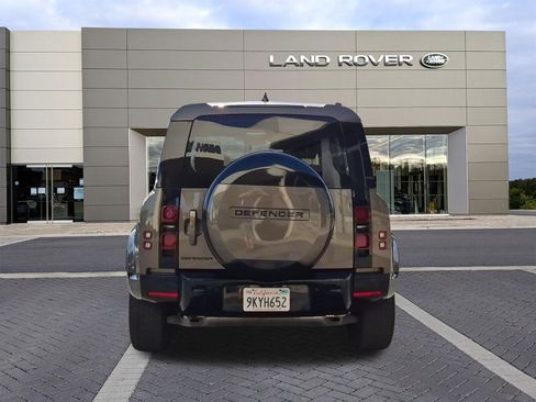 Certified 2024 Land Rover Defender 110 X-Dynamic SE AWD/4WD image 6