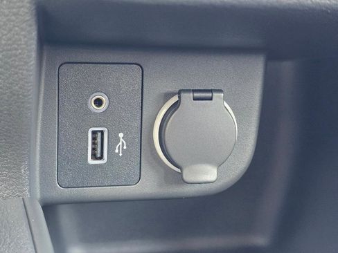 New 2025 Nissan Kicks Play S image 21