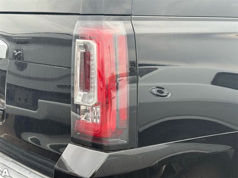 Used 2016 GMC Yukon XL Denali w/ Open Road Package image 12