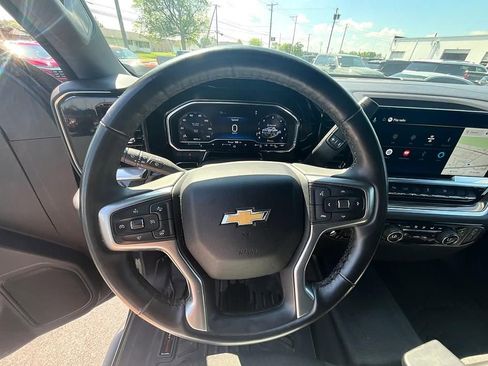 Used 2025 Chevrolet Silverado 2500 LT AWD/4WD image 33