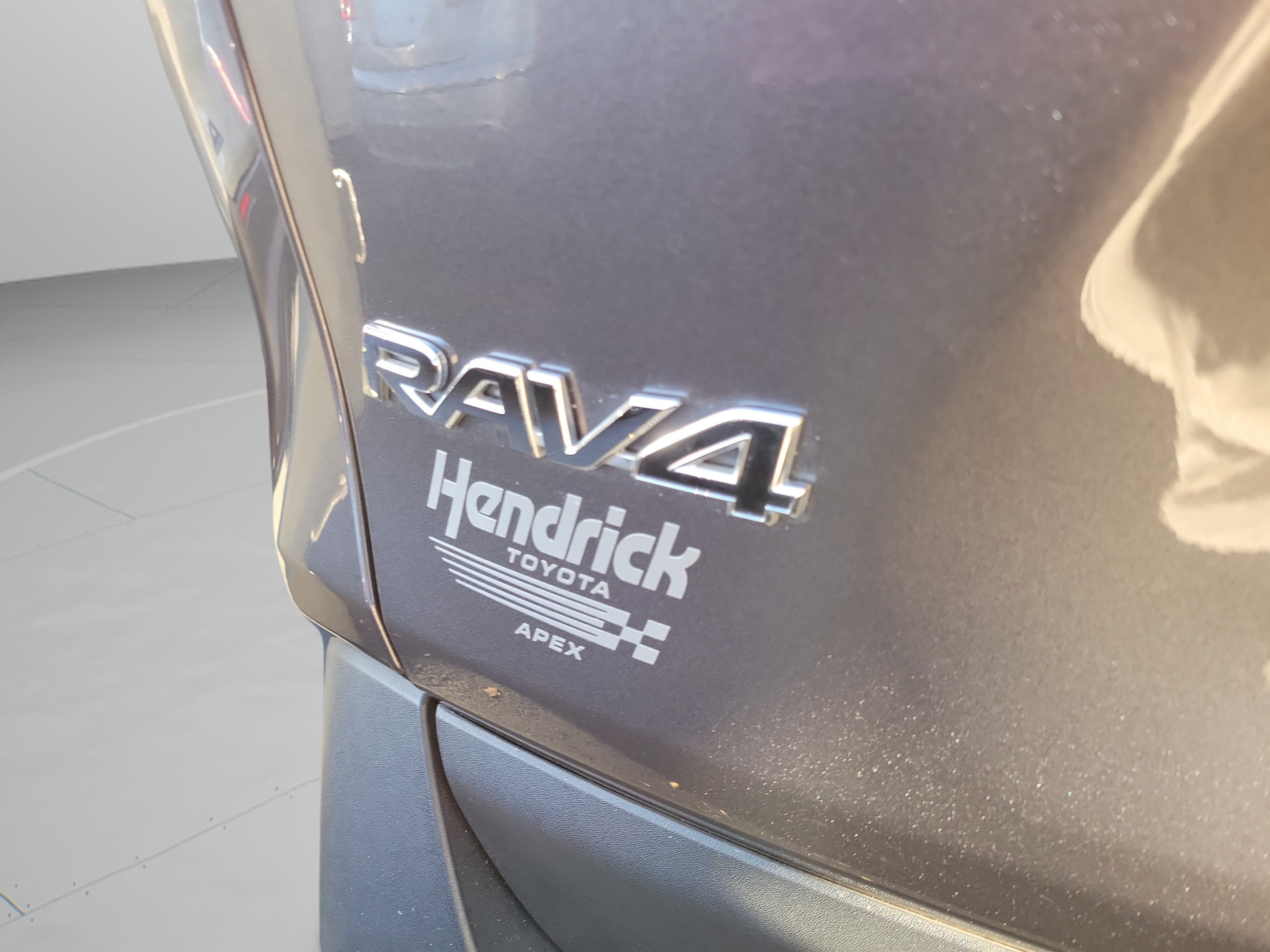 Used 2025 Toyota RAV4 XLE w/ Convenience Package FWD image 30