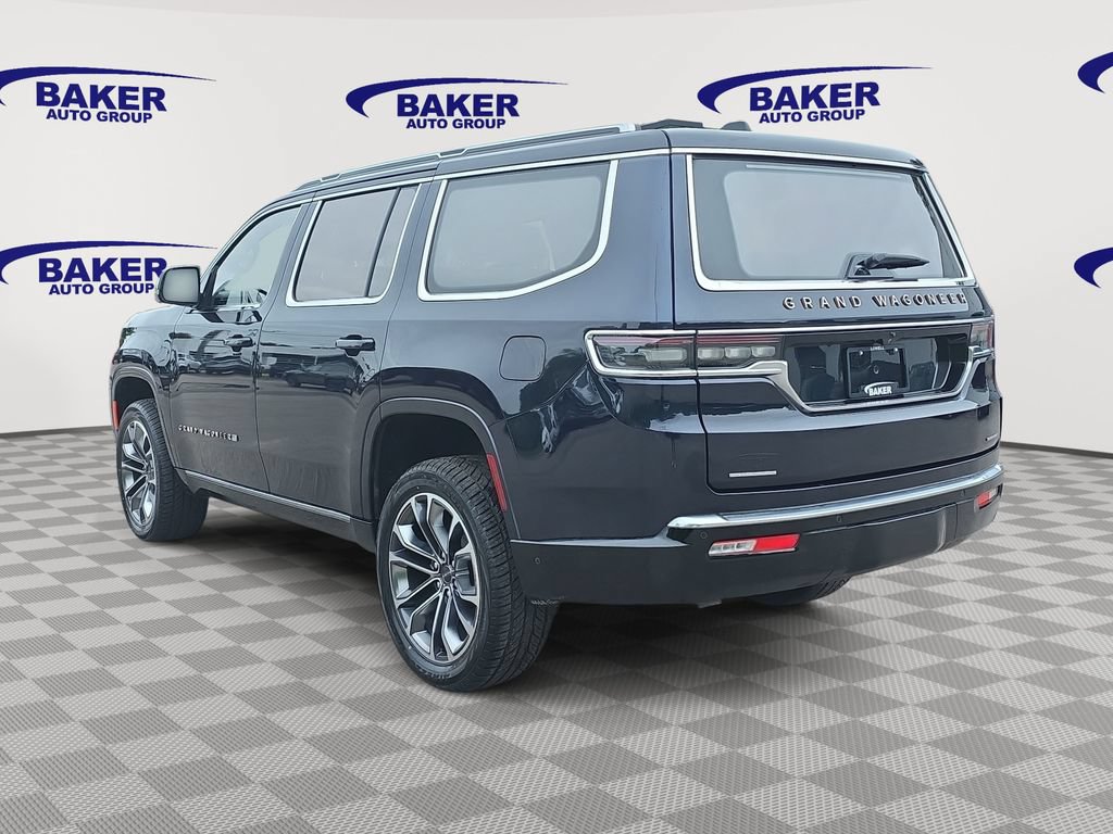 Used 2023 Jeep Grand Wagoneer Series III AWD/4WD image 5