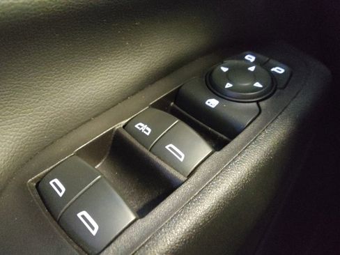 Used 2022 Chevrolet Equinox LT FWD image 27