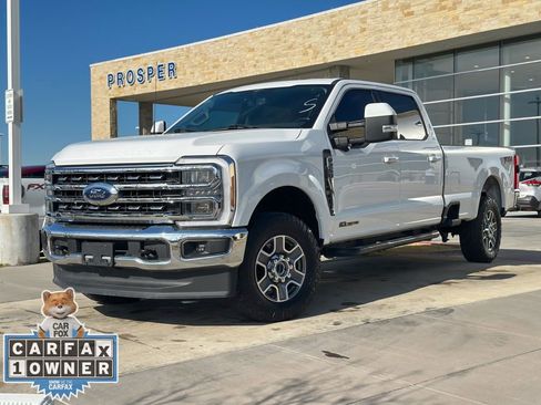 Used 2023 Ford F250 Lariat w/ FX4 Off-Road Package image 4