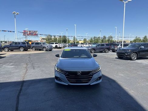 Used 2022 Honda Accord Sport image 7