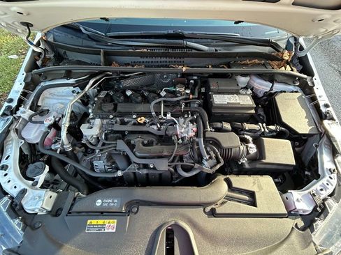 Used 2024 Toyota Corolla LE image 11