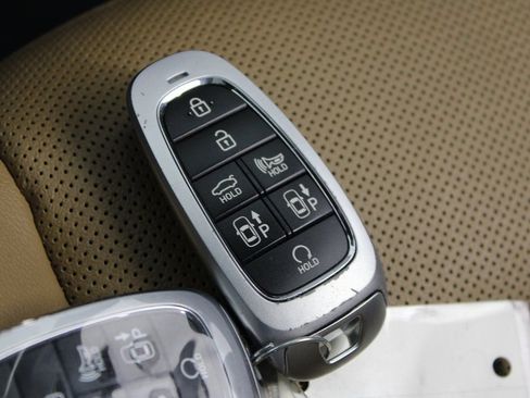 Used 2021 Hyundai Sonata Limited image 27