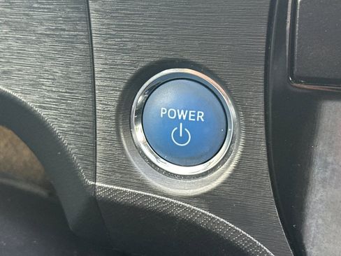 Used 2015 Toyota Prius C Four image 20