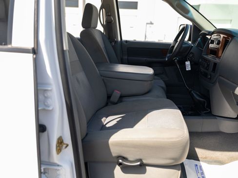 Used 2006 Dodge Ram 2500 Truck SLT w/ Light Group image 31